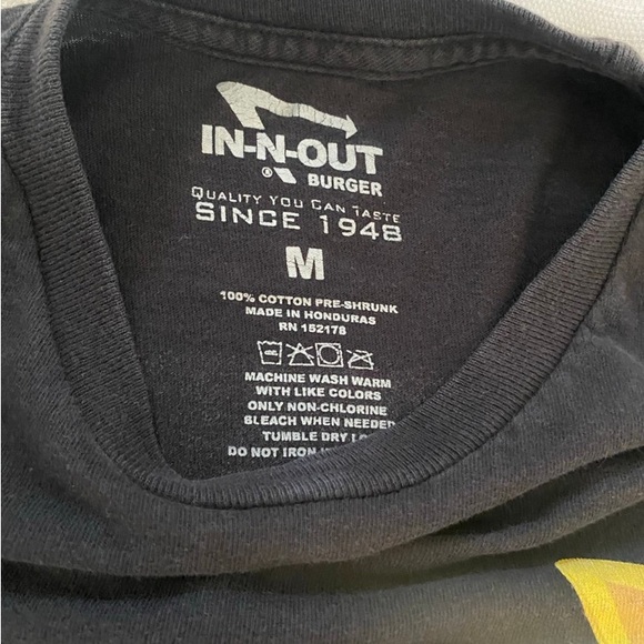 IN-N-OUT BURGER 70th ANNIVERSARY FAST FOOD RESTAURANT TEE T SHIRT Mens M Black - Picture 5 of 7